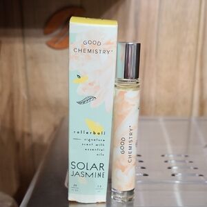 Good Chemistry Solar Jasmine Rollerball - Light Mint & Peach Floral Scent